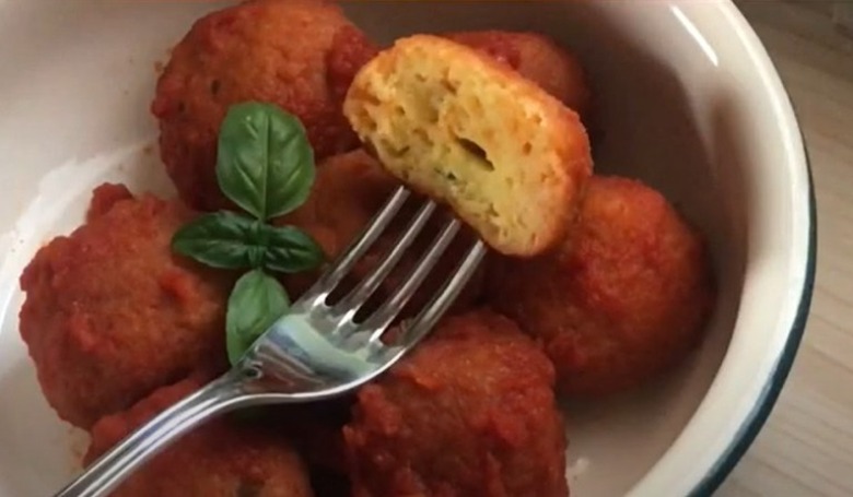 Pallottine cacio e uova, il piatto molisano che incontra Napoli: la ricetta di famiglia